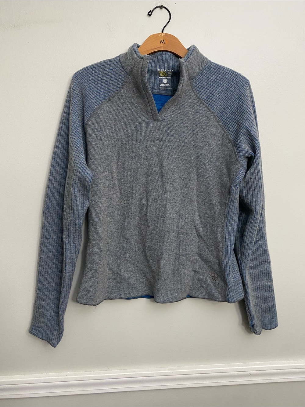 Women’s Mountain Hardwear Blue Grey Wool Blend Sweater - M
